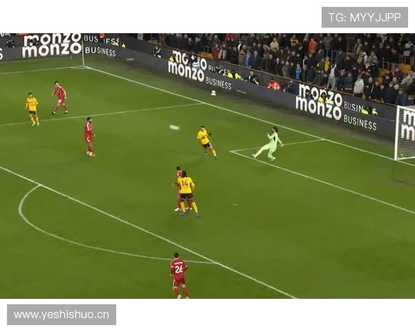 利物浦防线漏洞持续暴露，进攻强势难掩防守隐忧